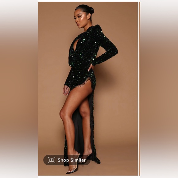 Beautiful formal emerald green sequin dress. - Picture 2 of 3